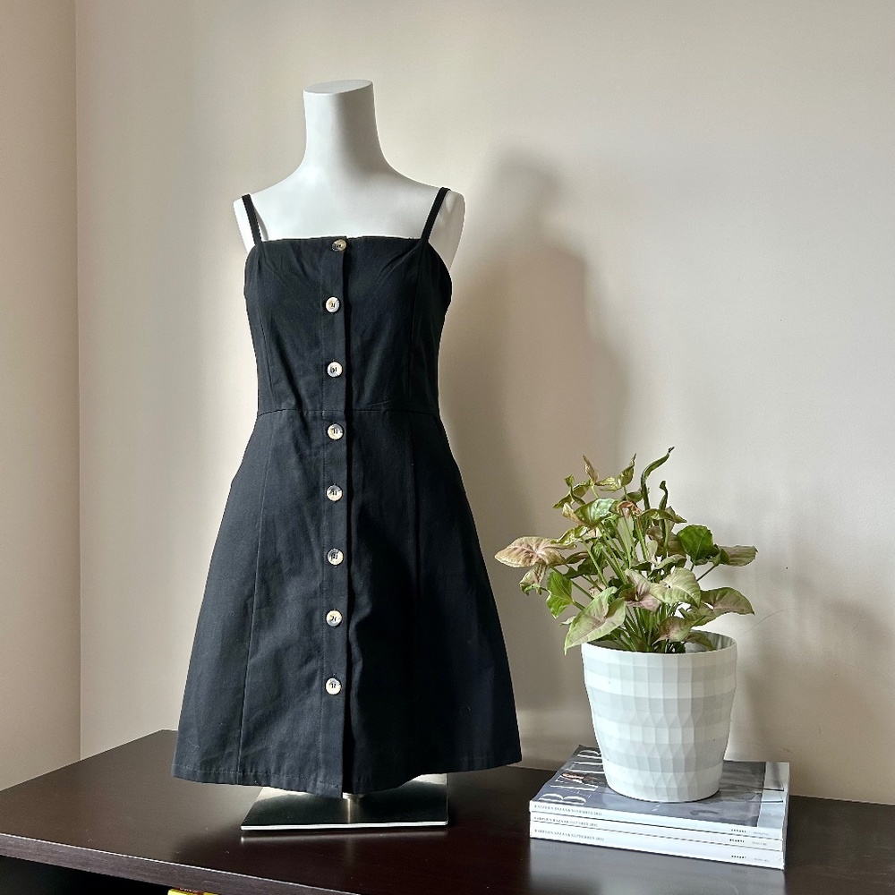 Womance ⎮ NWT Button-up mini dress